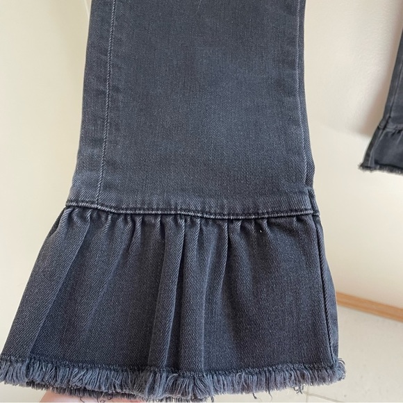 FDJ Suzanne Straight Ankle High Rise, Ruffle Kick Flare Denim Size 6 - Picture 7 of 9